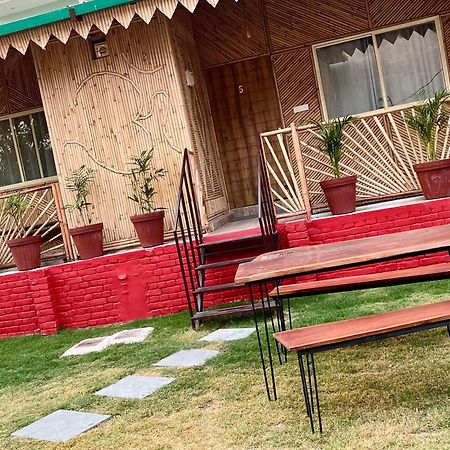 Bamboo Garden Cottages And Cafe Rishīkesh Extérieur photo